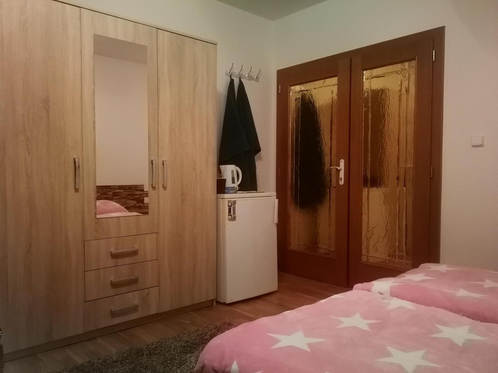 Villa Barrandov Pokoj 3 Praga Esterno foto